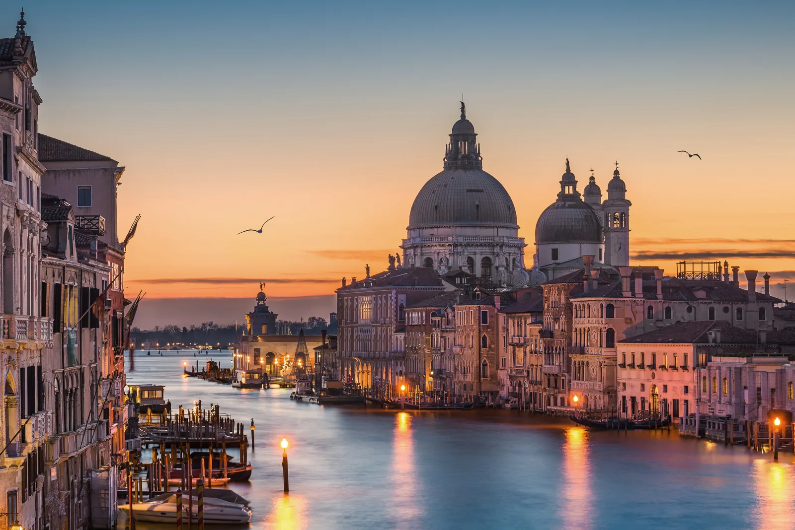 Bazylika Santa Maria della Salute o zachodzie słońca